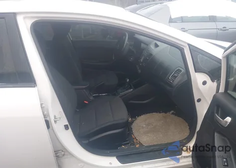 2017 Kia Forte Lx из США, поврежденный, VIN 3KPFL4A7XHE011773